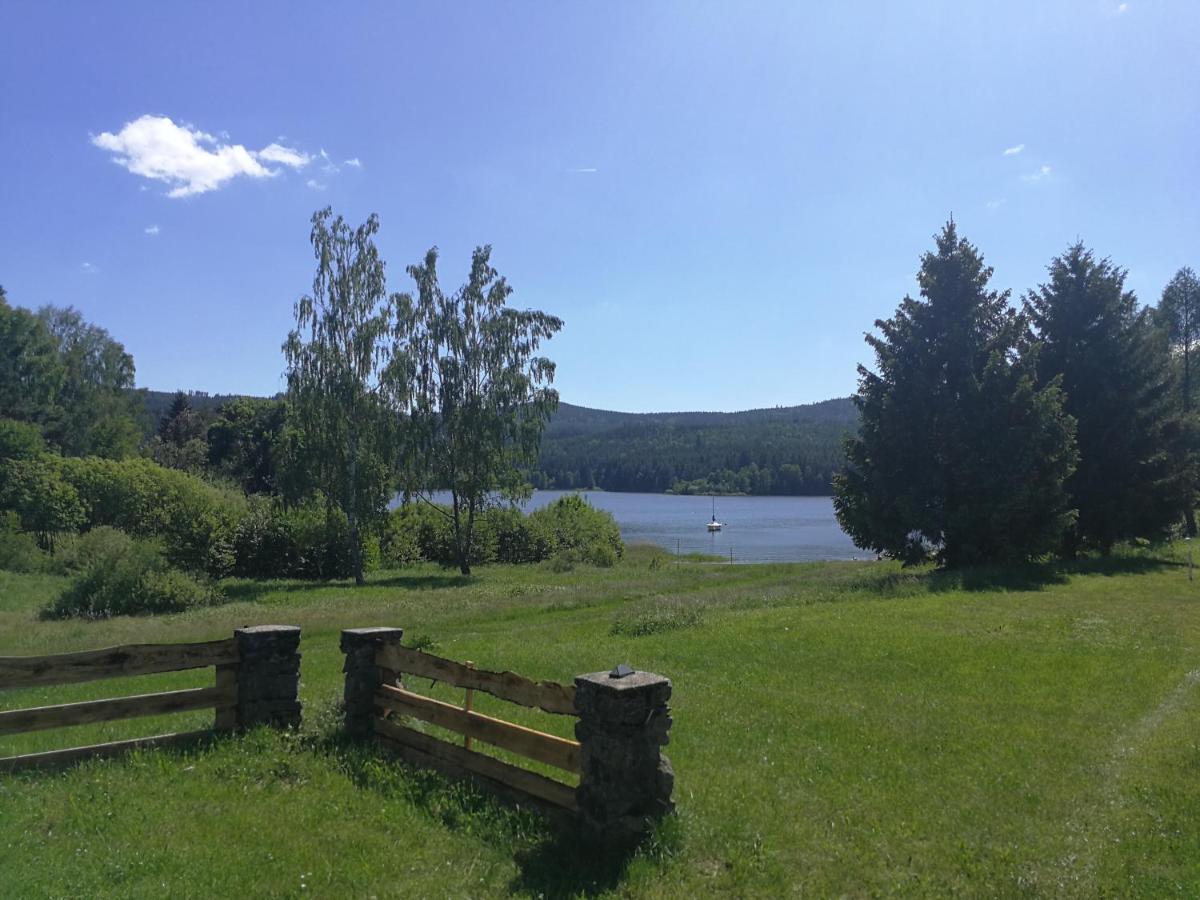 Penzion Tomy Na Plazi Hotel Frymburk Exterior foto