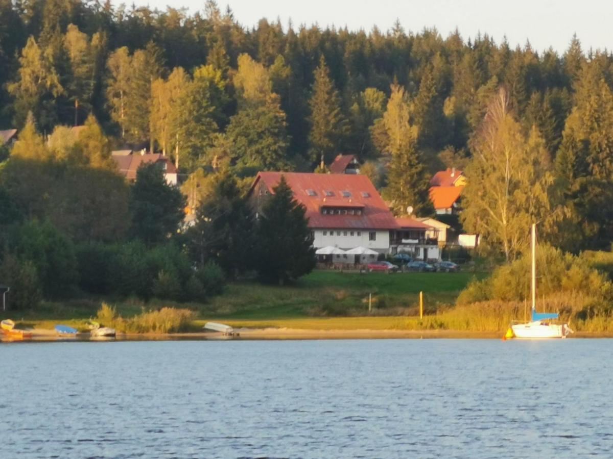 Penzion Tomy Na Plazi Hotel Frymburk Exterior foto