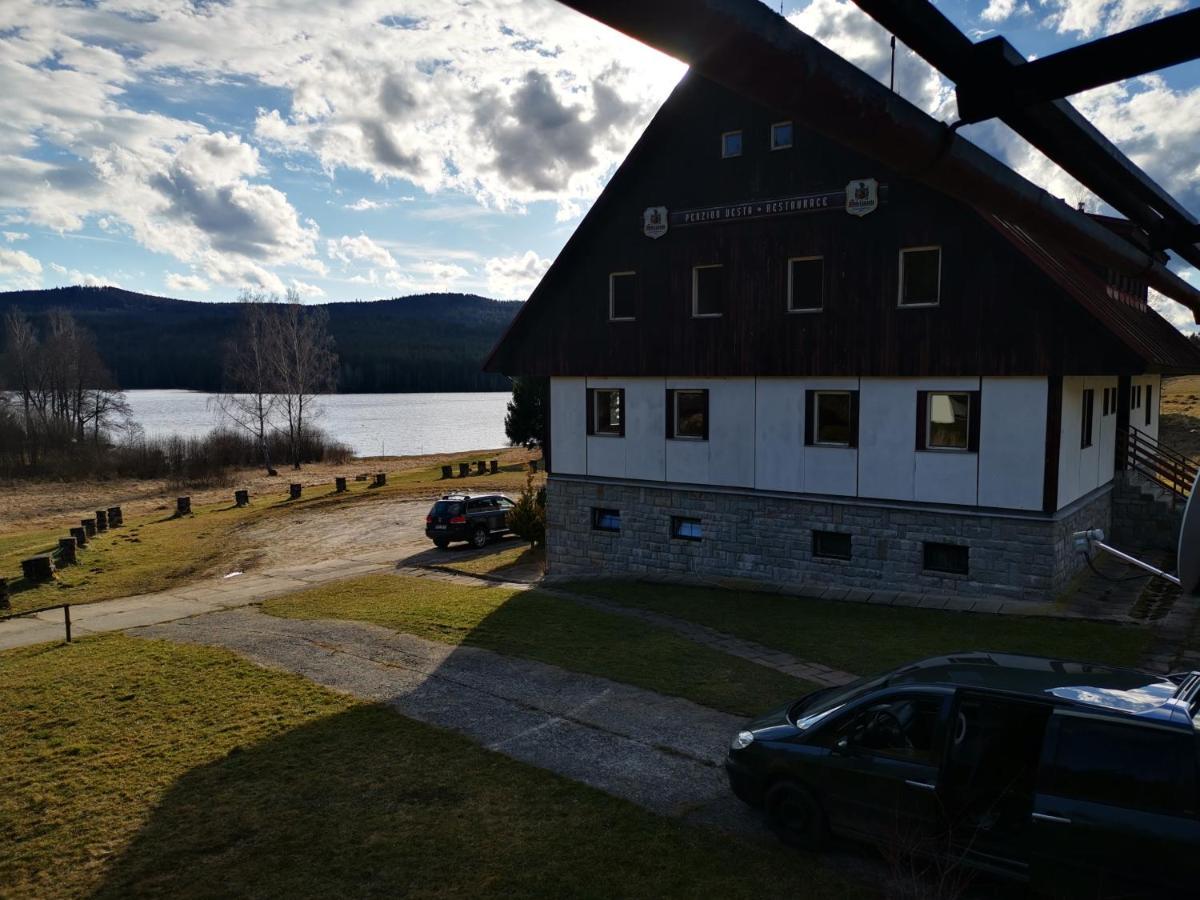 Penzion Tomy Na Plazi Hotel Frymburk Exterior foto
