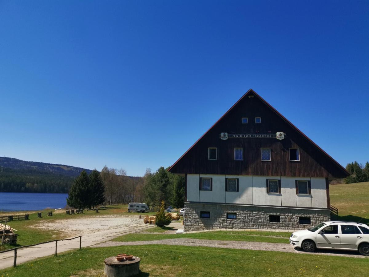 Penzion Tomy Na Plazi Hotel Frymburk Exterior foto